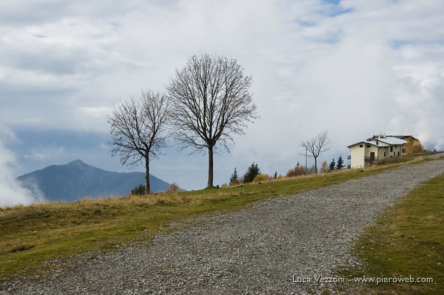 01-LA BELLA STERRATA ALL'ALPE GIUMELLO.jpg